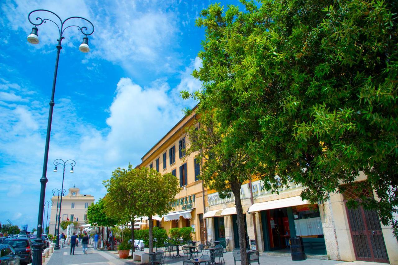 Le Boutique Luxury Rooms Diffused In Historic Center Fiumicino Dış mekan fotoğraf