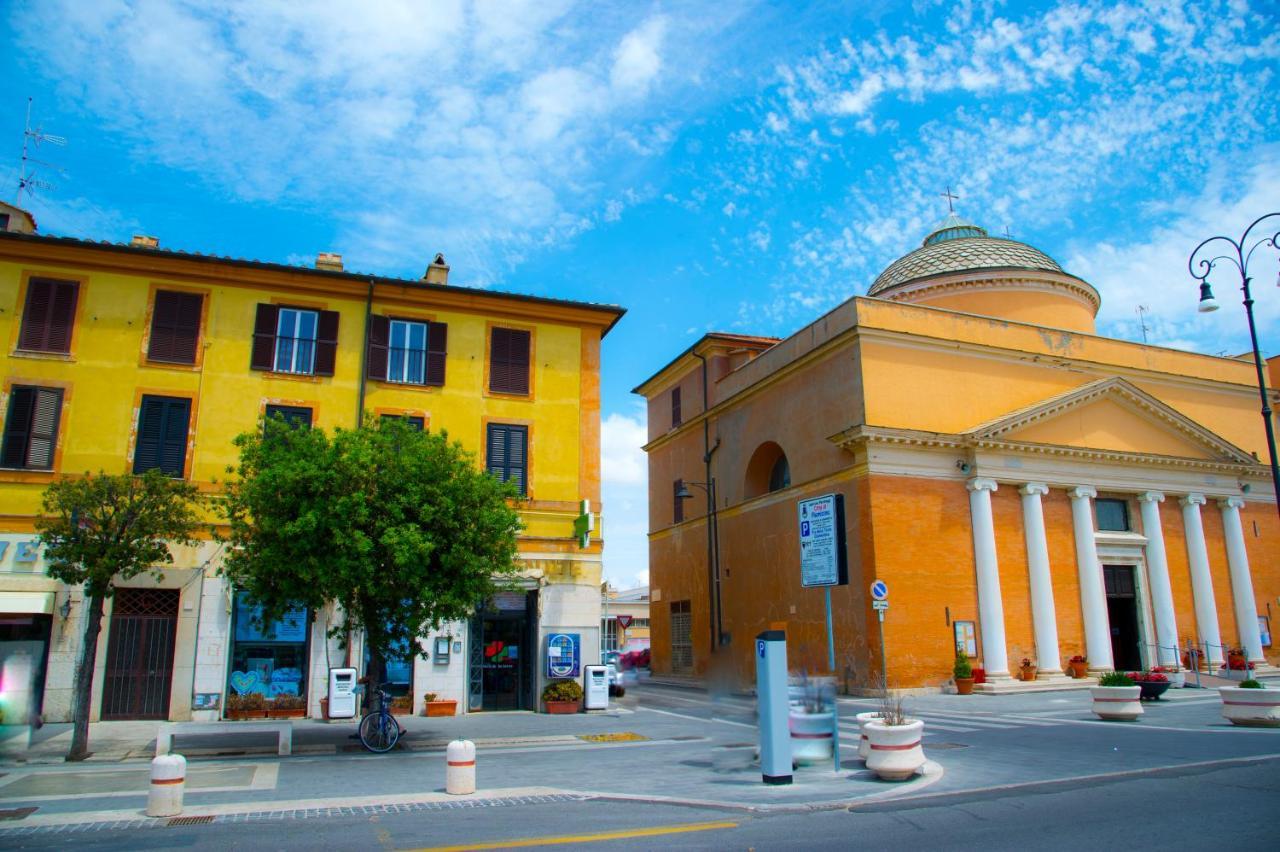Le Boutique Luxury Rooms Diffused In Historic Center Fiumicino Dış mekan fotoğraf